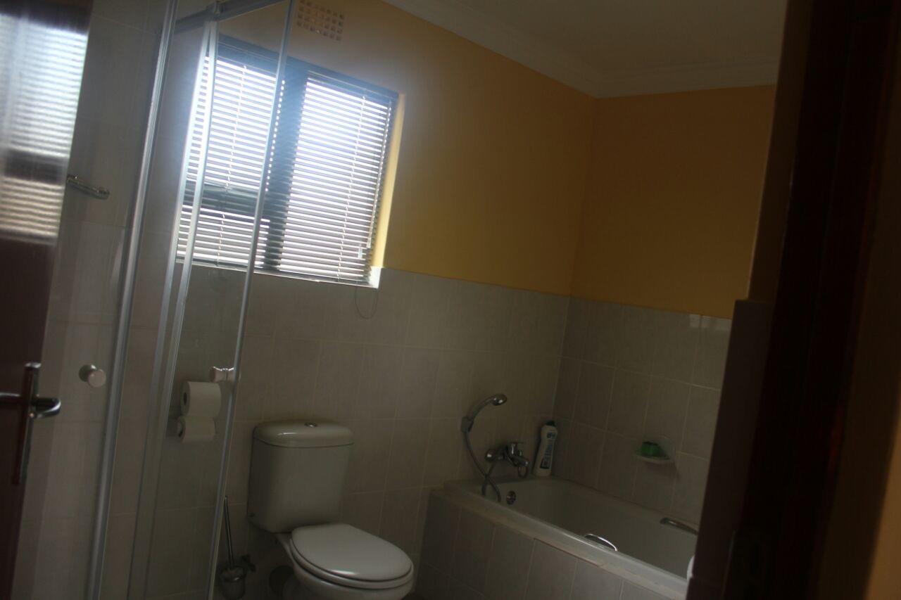 Mbopha Guest House Ulundi Extérieur photo